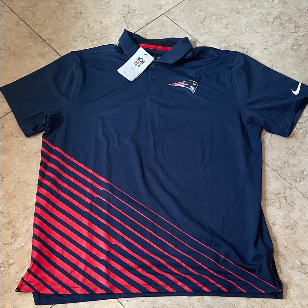 New England Patriots Nike Men's Navy and Red Polo Shirt New With Tags